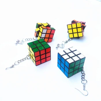 Engraçado Cubo de Rubik Brincos de Moda Cubo Mágico Oscila Jóias 2022 Quente Atacado, Moda, Criatividade em Acessórios femininos Presente
