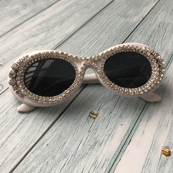 ZAOLIHU Oval Óculos de sol das Mulheres da Forma de Luxo, Sexy Diamante de Óculos de Sol UV400 Retro Designer da Marca Branco Preto oculos de sol
